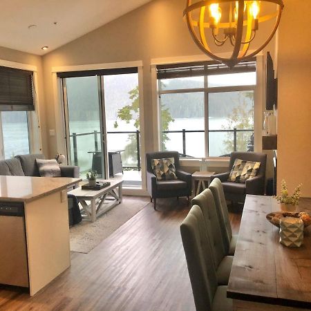 Sandy Feet Retreat Port Renfrew- Oceanfront 2Br Modern Cottage Ngoại thất bức ảnh