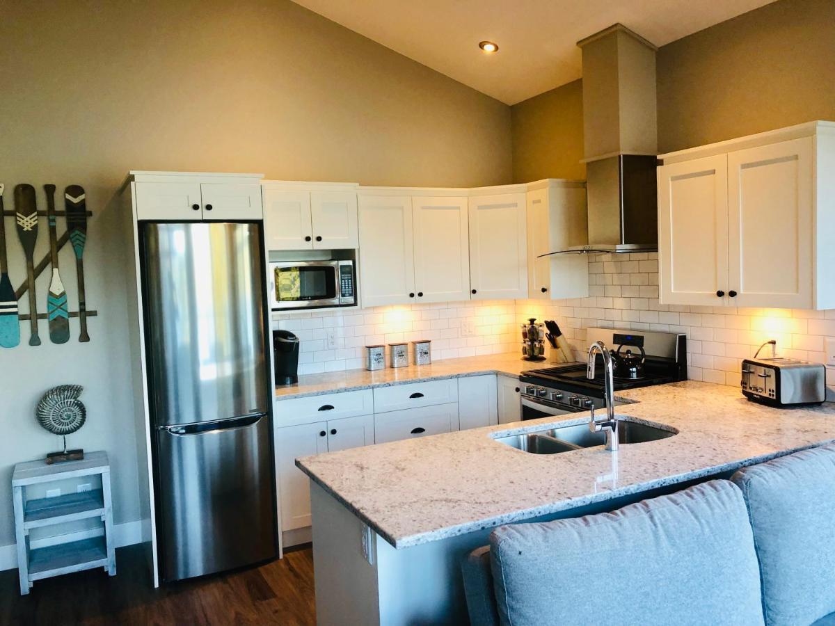 Sandy Feet Retreat Port Renfrew- Oceanfront 2Br Modern Cottage Ngoại thất bức ảnh